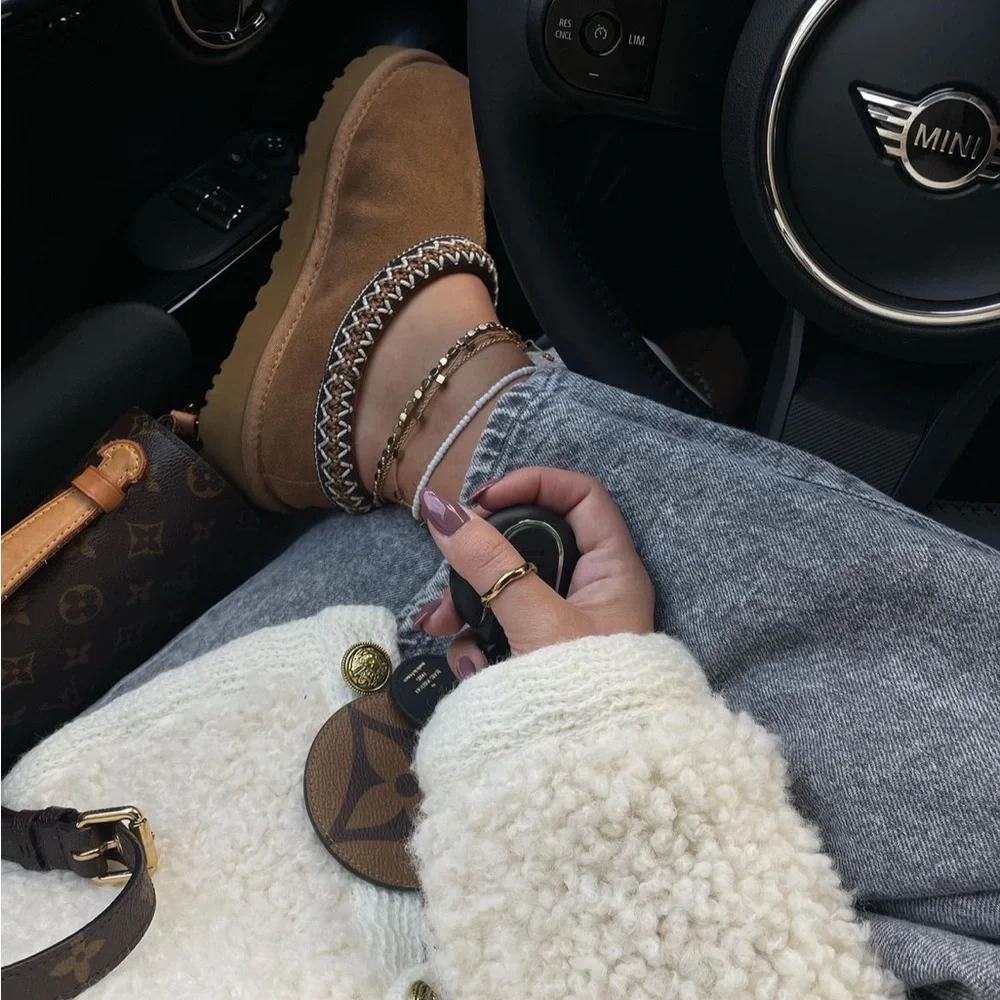 LAST CHANCE | NWT UGG Tasman in Chestnut/Brown Sheepskin Slippers - Picture 2 of 7
